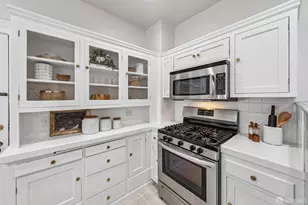 1257 Chestnut St, San Francisco, CA 94109 - Photo 16