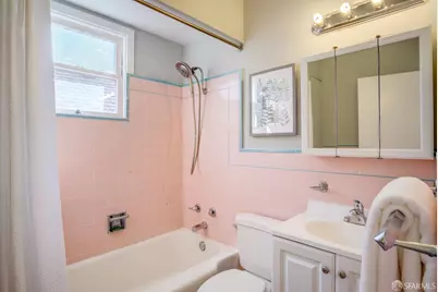 537 Flood Avenue, San Francisco, CA 94112 - Photo 18