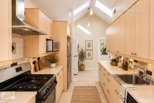 24 Bosworth St, San Francisco, CA 94112 - Photo 16