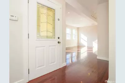 24 Bosworth Street, San Francisco, CA 94112 - Photo 6
