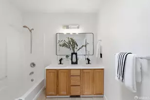 251 SE Byxbee St, San Francisco, CA 94132 - Photo 18