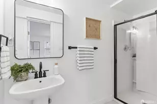648 Thornton Ave, San Francisco, CA 94124 - Photo 28