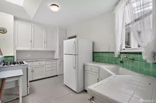 2047 Vicente St, San Francisco, CA 94116 - Photo 18