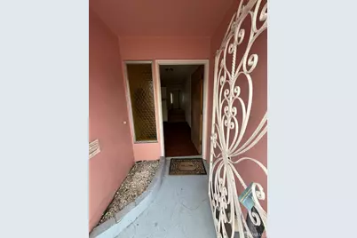 62 Neptune Street, San Francisco, CA 94124 - Photo 2