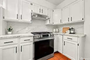 976 Corbett Ave, San Francisco, CA 94131 - Photo 52