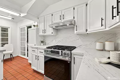976 Corbett Avenue, San Francisco, CA 94131 - Photo 50