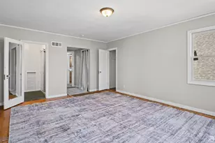 2551 Baker St, San Francisco, CA 94123 - Photo 30