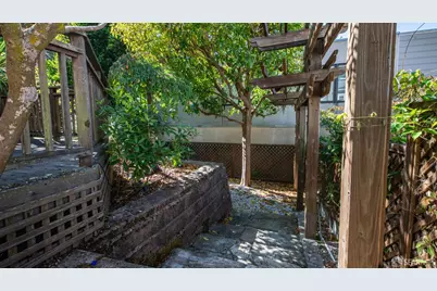 2551 Baker Street, San Francisco, CA 94123 - Photo 54