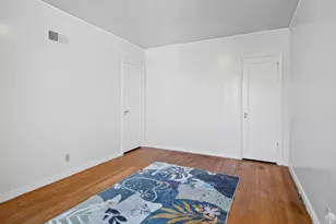 2551 Baker St, San Francisco, CA 94123 - Photo 42