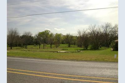 5030 S I-35 - Photo 1