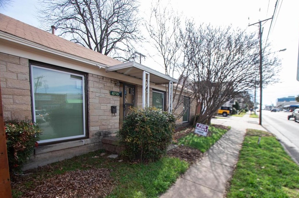 6950 Hillcrest Ave, Dallas, TX 75205
