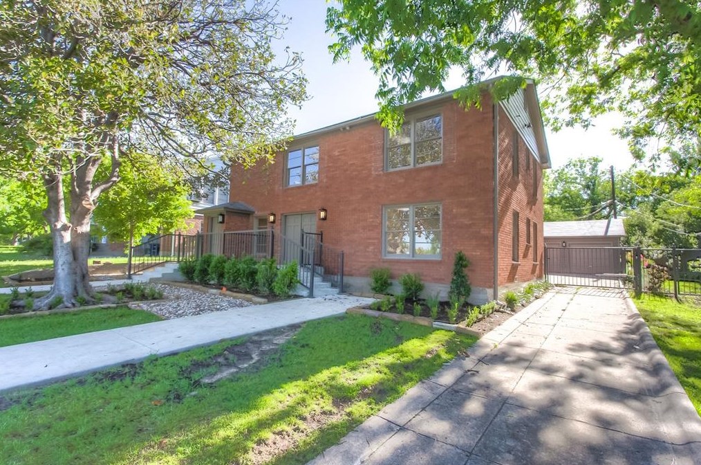 2105 Rockridge Ter, Fort Worth, TX 76110