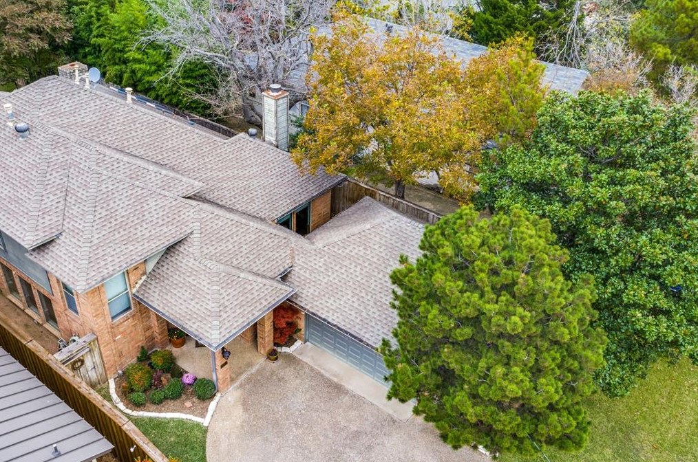 9211 Lanshire Dr, Dallas, TX 75238-4217