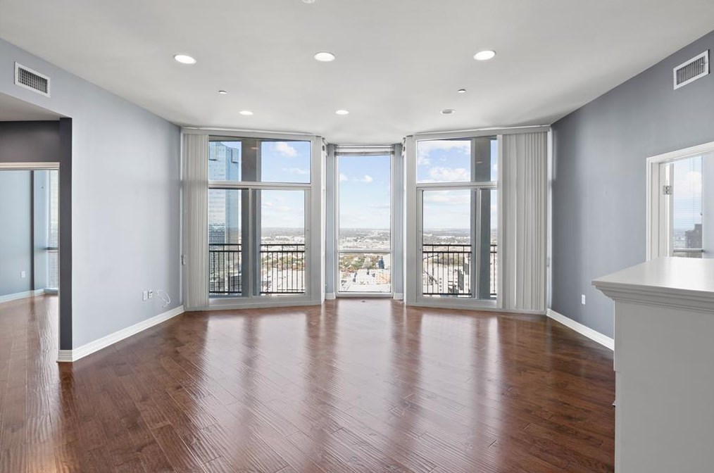 500 Throckmorton St Unit 2401, Fort Worth, TX 76102