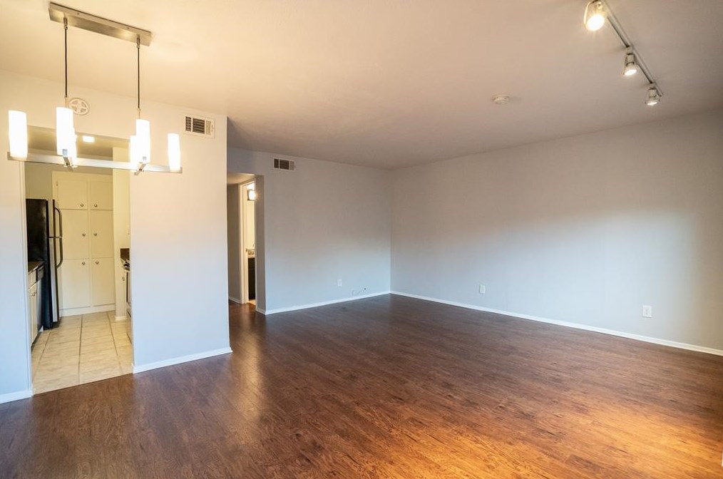4112 Bowser Ave #208, Dallas, TX 75219