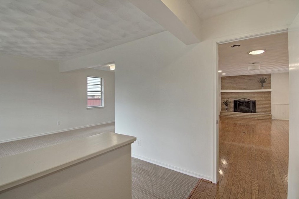 10523 Wyatt St, Dallas, TX 75218-2356
