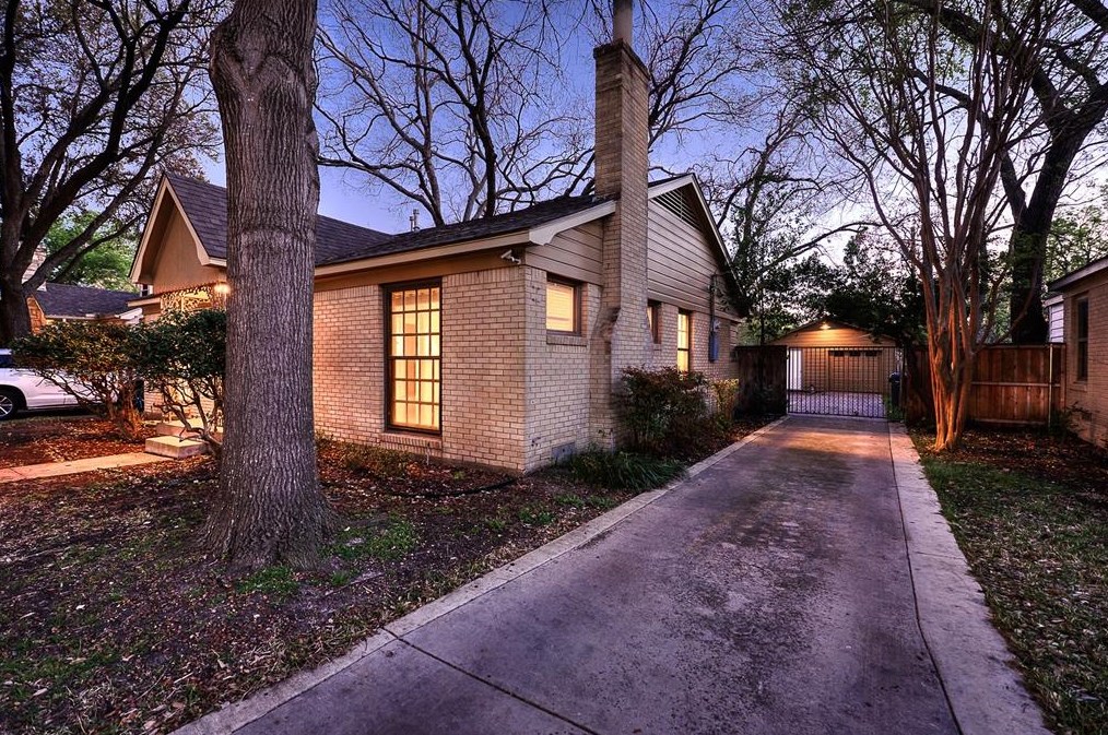 5411 Maple Springs Blvd, Dallas TX  75235-7548 exterior