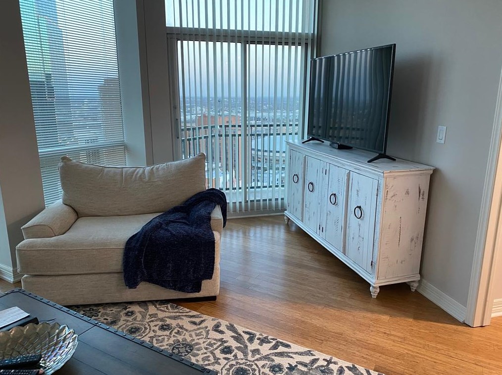 500 Throckmorton St Apt 2212, Fort Worth, TX 76102