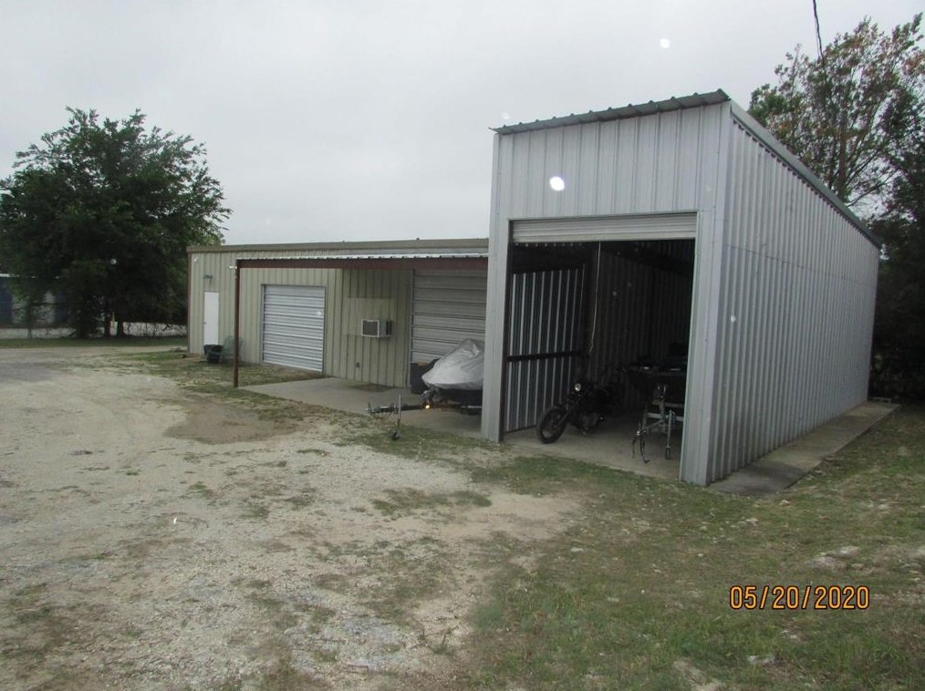 3400 Oak Trail Dr, Granbury, TX 76048