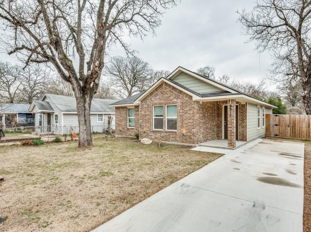 4811 Nome St, Dallas, TX 75216-4173