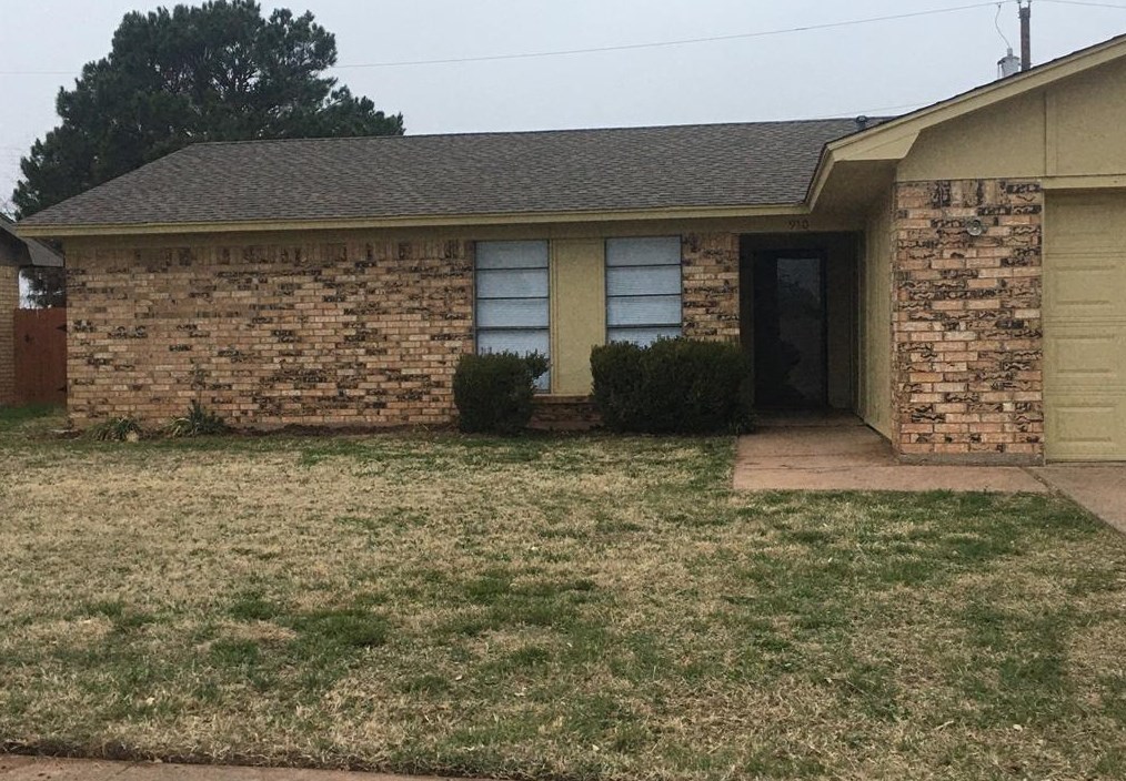 910 Presidio Dr, Abilene, TX 79605