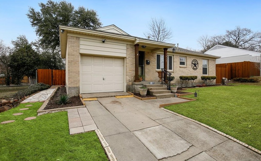 5917 Hollis Ave, Dallas, TX 75227-6312