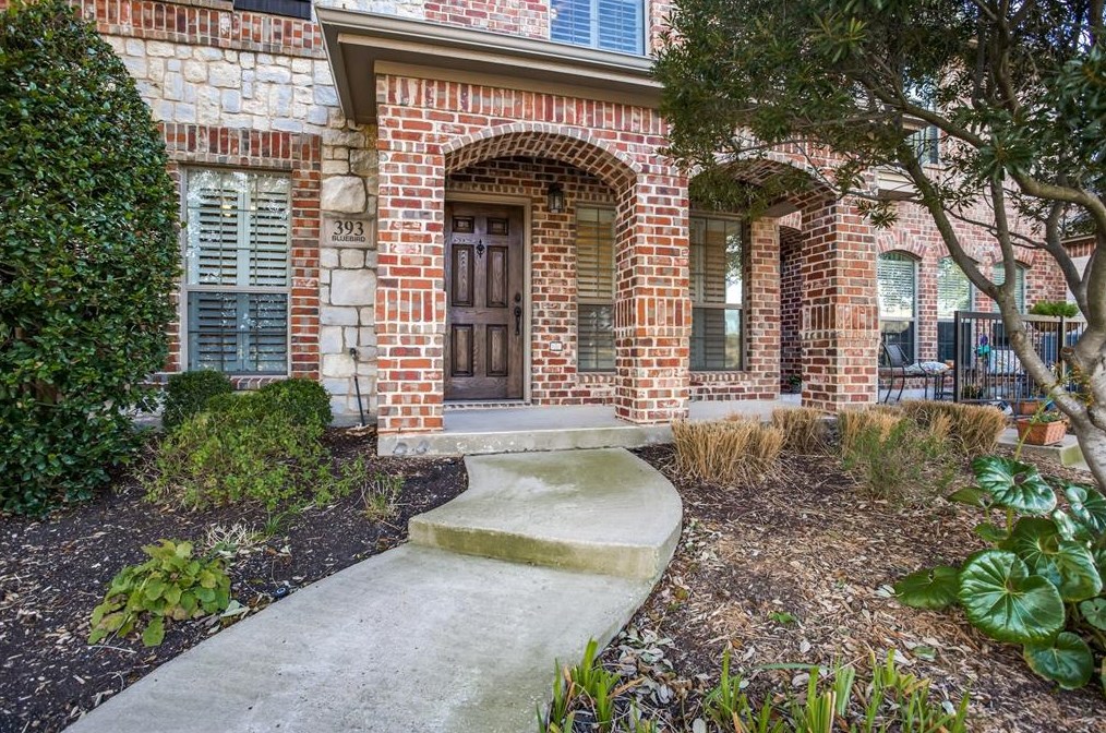 393 Bluebird Ln, Mckinney, TX 75069-1518