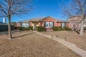 1406 Summerdale Ln, St Paul, TX 75098