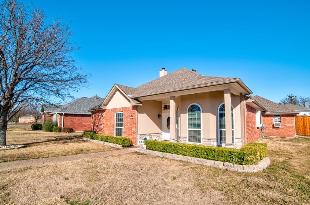 1103 Dodd Dr, St Paul, TX 75098