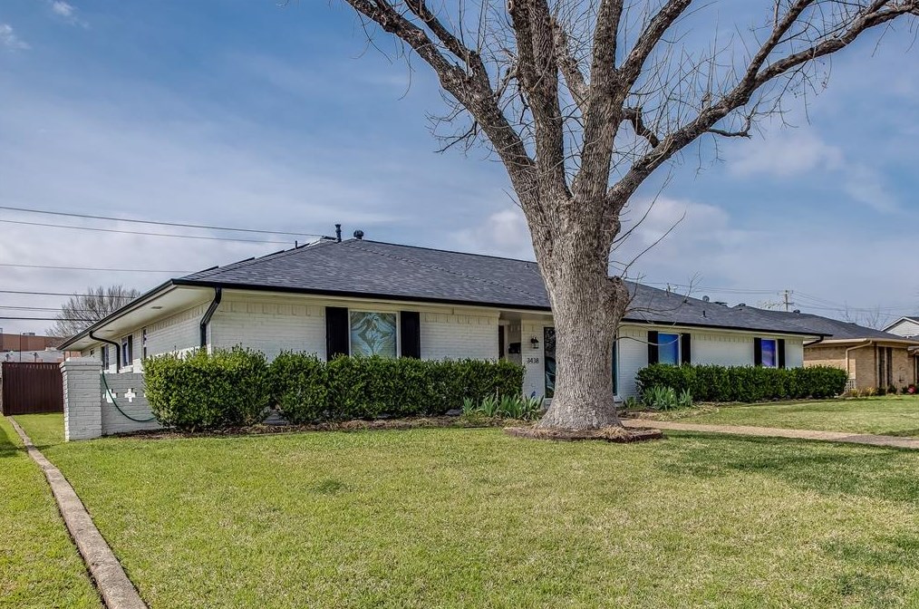 3438 Salisbury Dr, Dallas, TX 75229-5924