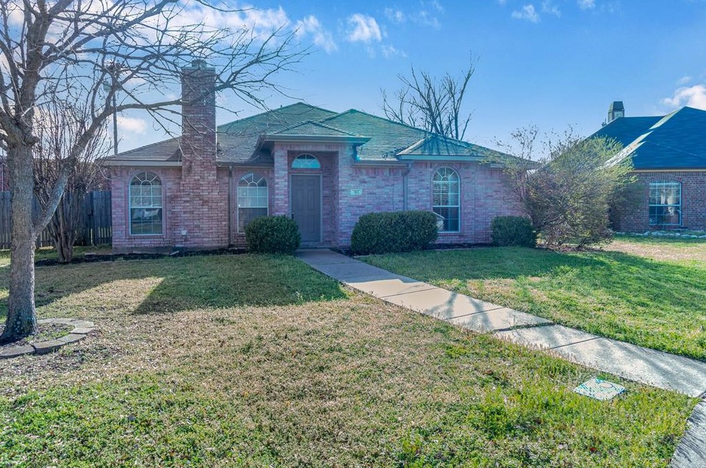515 Vicki Ln, St Paul, TX 75098
