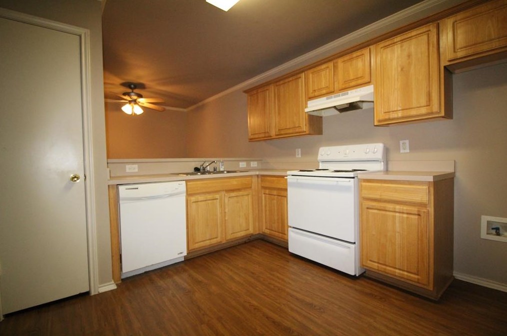 414 N Jackson Ave #a, St Paul, TX 75098