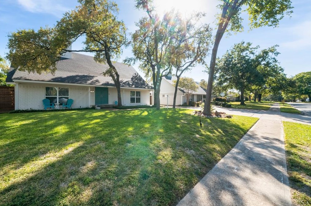 10548 Wyatt St, Dallas, TX 75218-2355