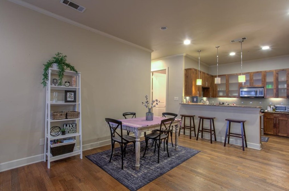 2800 Sandage Ave # 205, Fort Worth, TX 76109