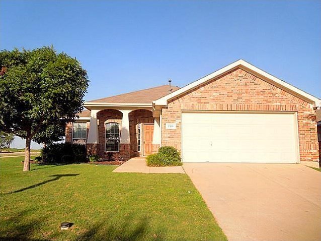100 Creekview Dr, St Paul, TX 75098