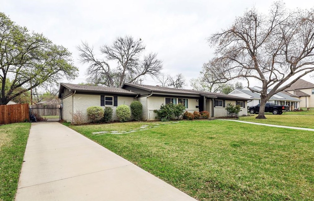 3637 Whitehall Dr, Dallas, TX 75229