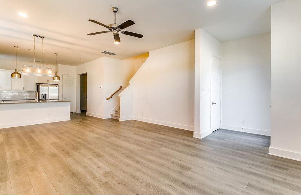 2809 Stanley Ave, Fort Worth, TX 76110