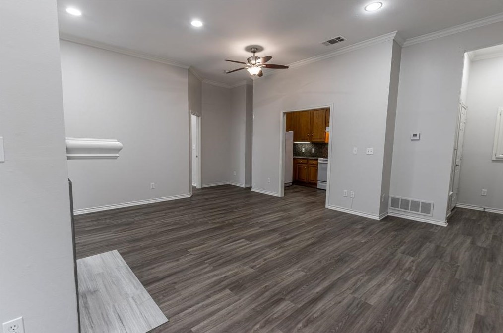 3813 Prescott Ave Apt 101, Dallas, TX 75219
