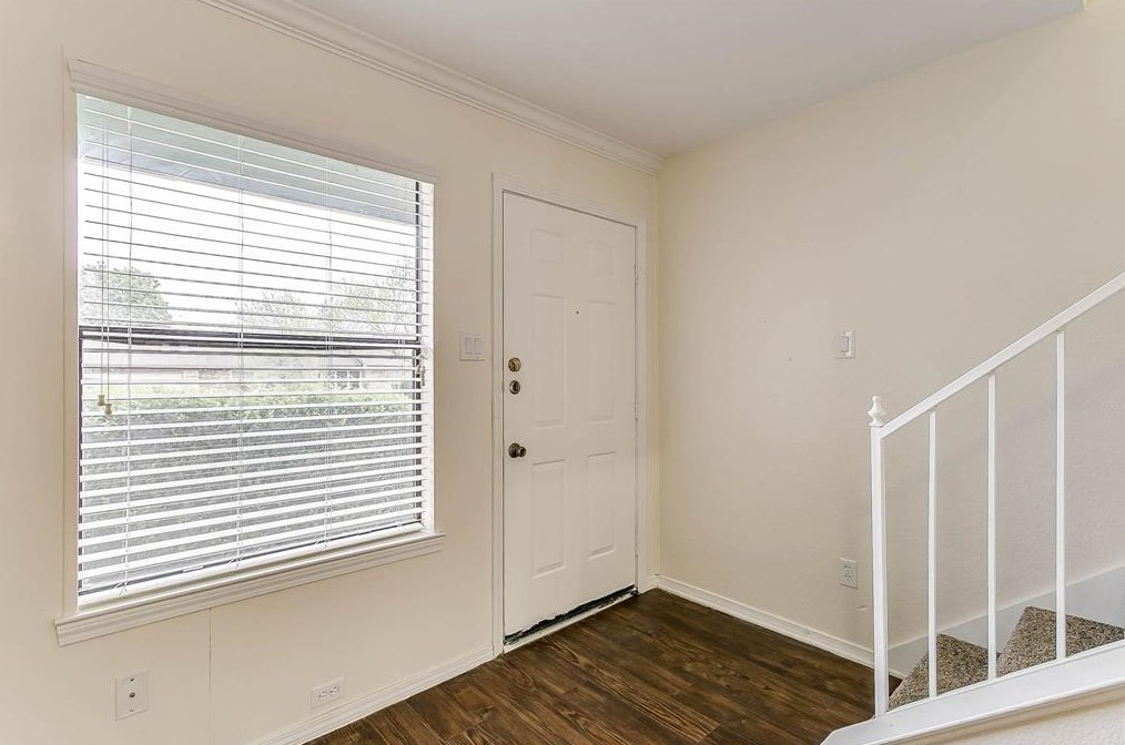 900 Cottonwood Trl #b, Fort Worth, TX 76126