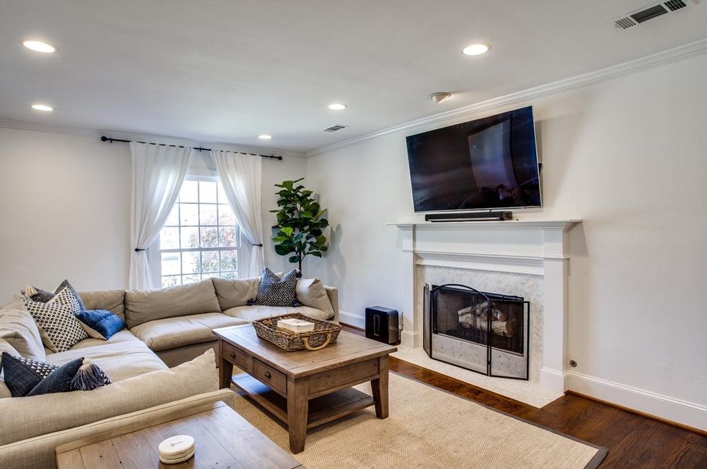 5714 W Hanover Ave, Dallas, TX 75209