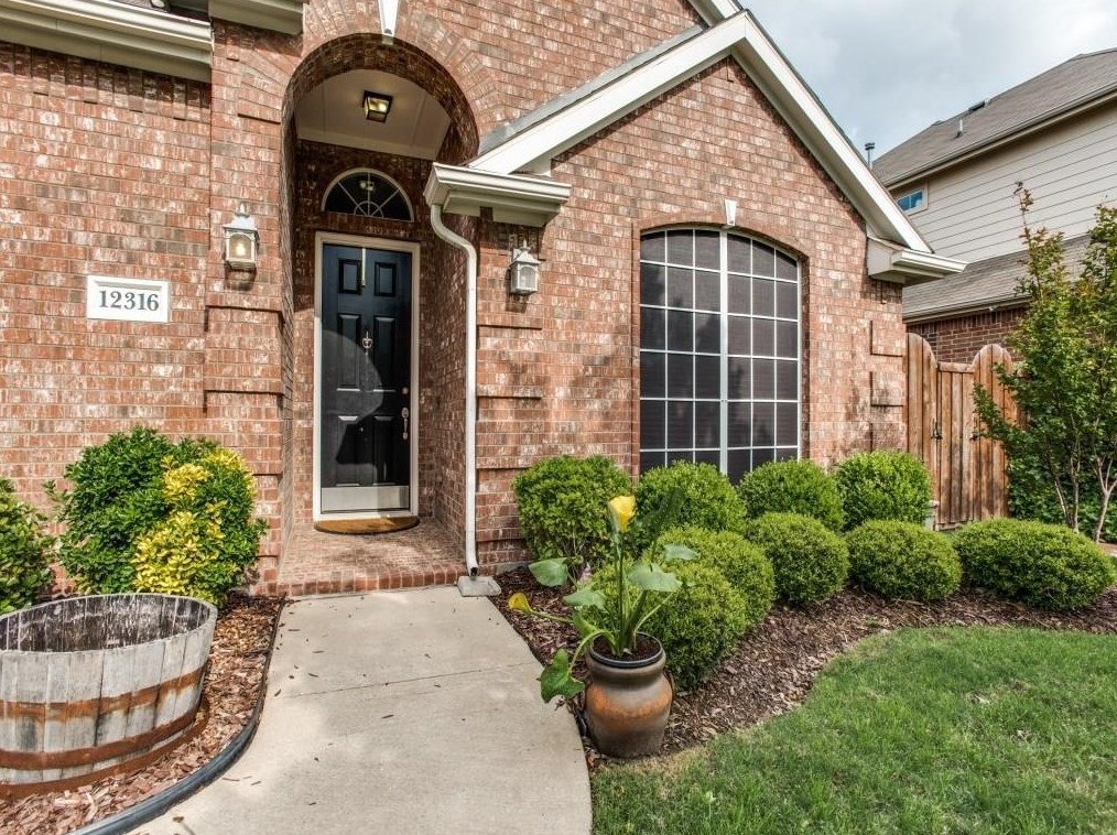 12316 Sailmaker Ln, Frisco, TX 75035