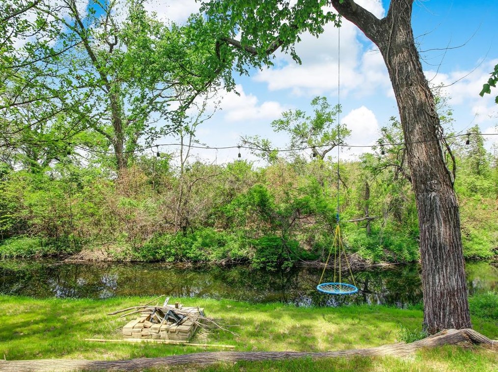 15711 Nedra Way, Dallas, TX 75248-4032