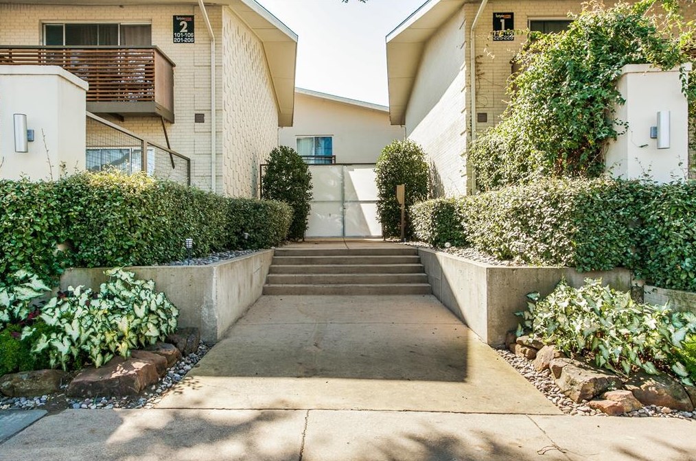 4616 W Lovers Ln Apt 217, Dallas, TX 75209