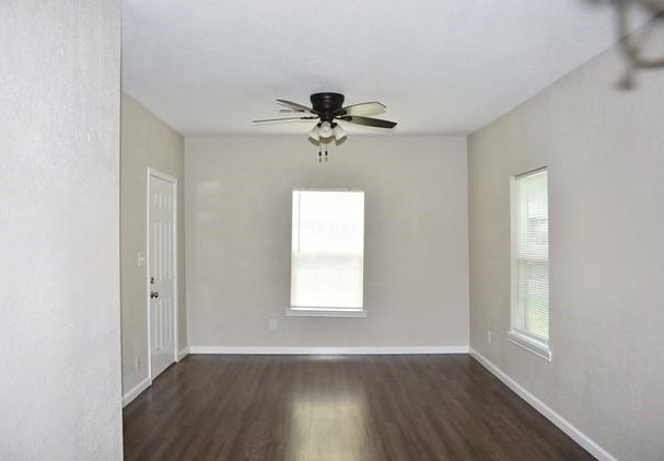 717 E Davis Ave, Fort Worth, TX 76104