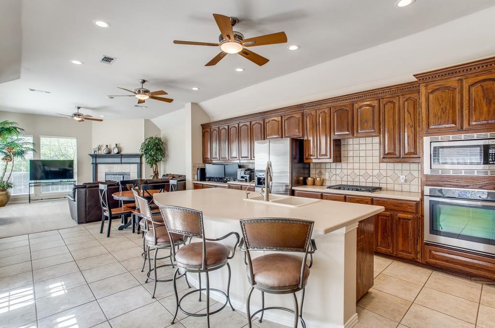 3417 Gillespie Rd, Mckinney, TX 75070-9018