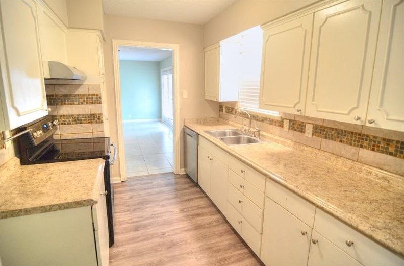 3547 Ridgeoak Way, Dallas, TX 75234