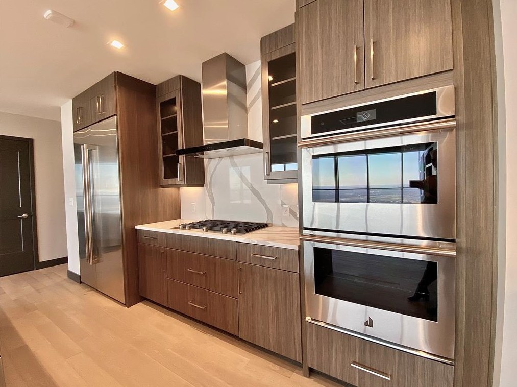 1402 Elm St #4702, Dallas, TX 75202