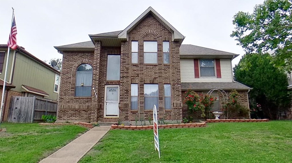 4117 Endicott Dr, Grand Prairie, TX 75052-4211
