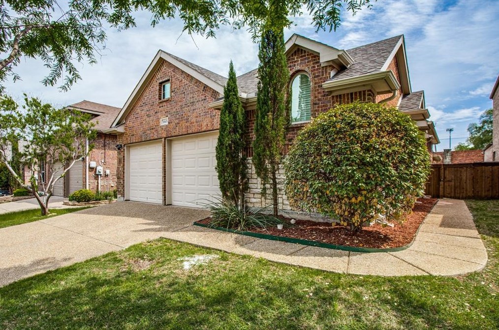 1045 Kaylie St, Grand Prairie, TX 75052-7152