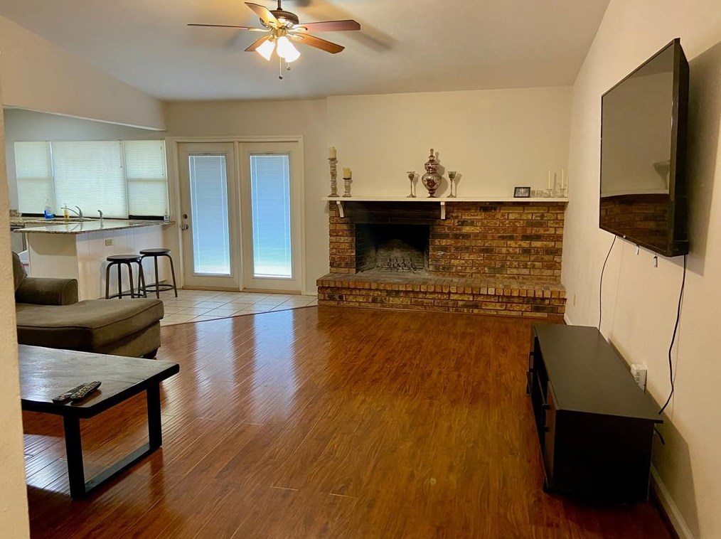 2706 Lindbergh Dr, Dallas TX  75228-5431 exterior